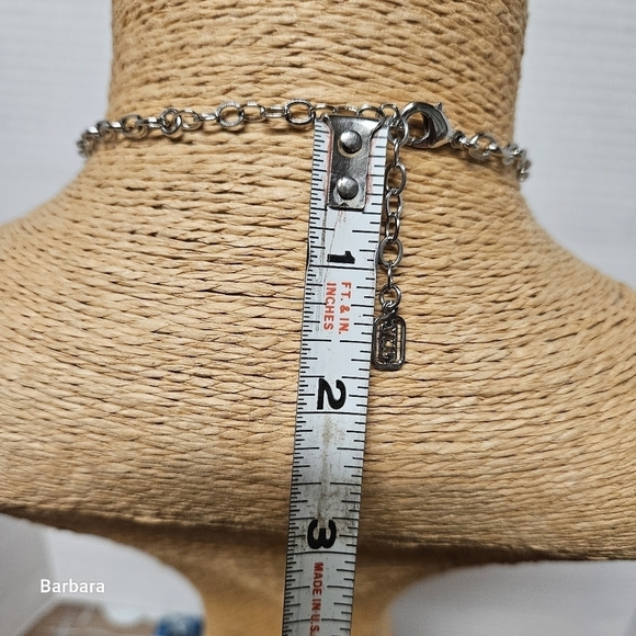 JNY (Jones New York) Silver-tone Dual-colored Rhinestone Necklace - Picture 5 of 6